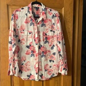 GAP Boyfriend Fit Shirt with pink and Taupe Floral Pattern